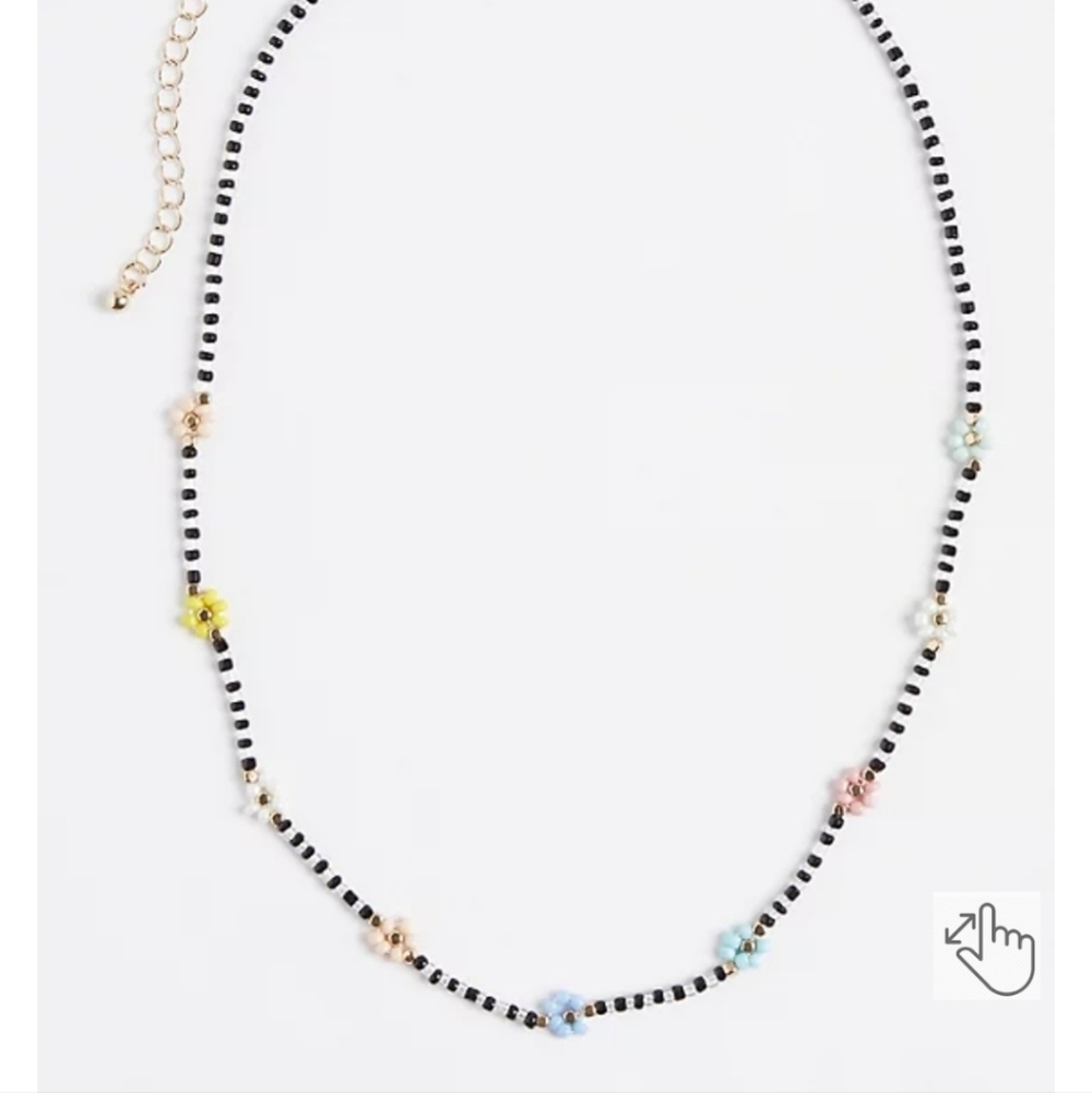 🆕️🌸FLORAL BEADED NECKLACE - MULTI COLOR🌸